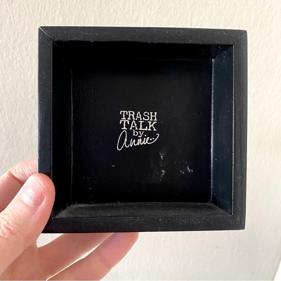 Trash Talk by Annie Funny Vintage-Style Small Decorative Art Plaque - Picture 3 of 3